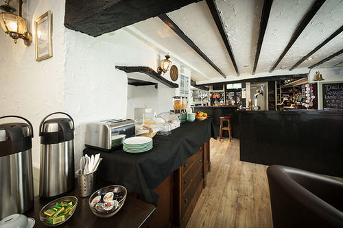 Hotel King William à Luton  Extérieur photo